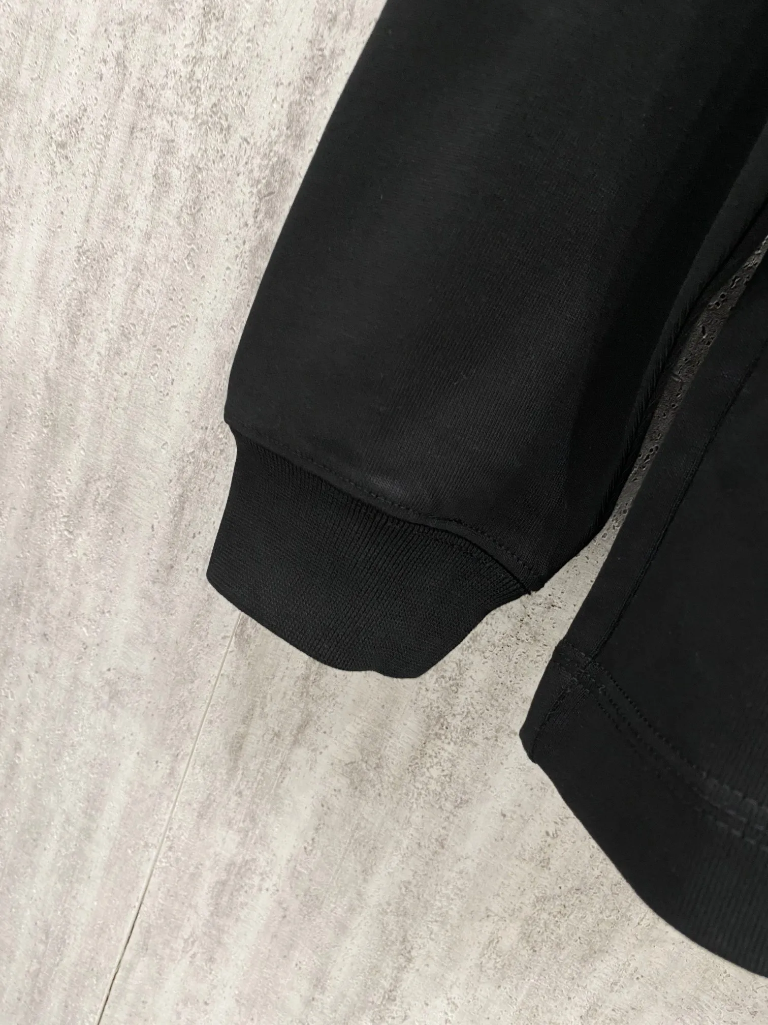 2026ss g Size：S M L XL Color：Black White 120
